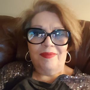 Meet your Posher, Norma